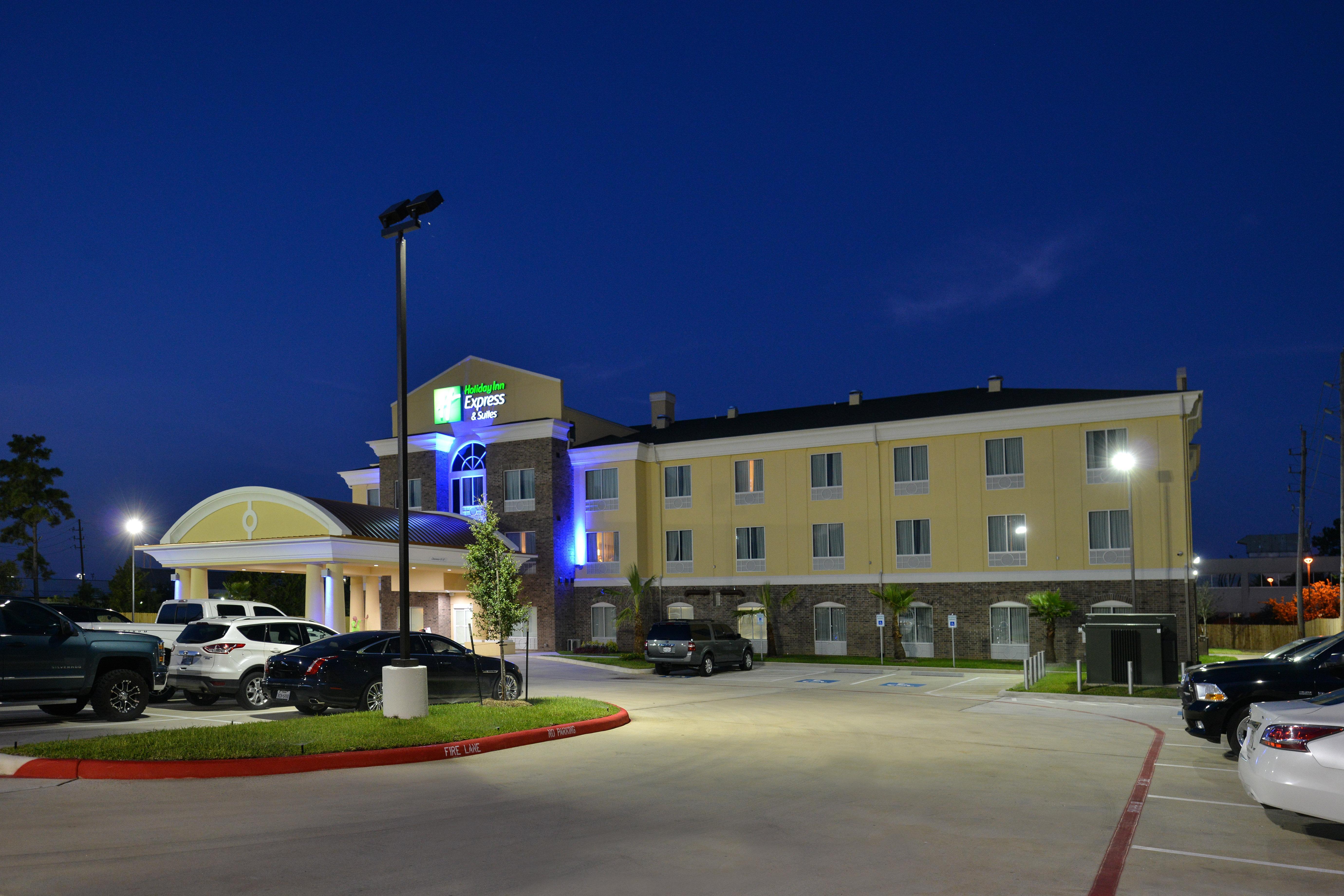 Holiday Inn Express Tomball By Ihg Экстерьер фото